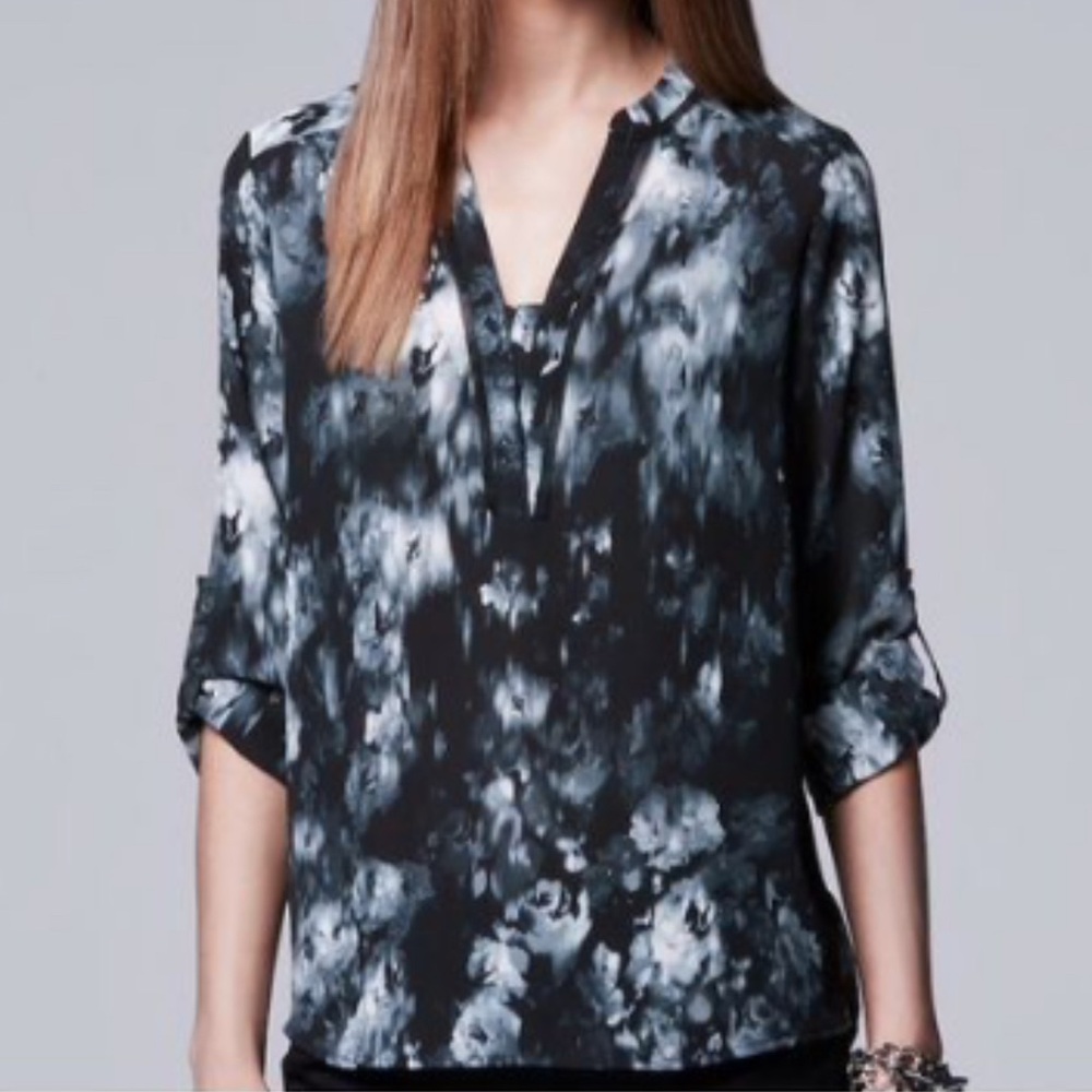 Simply Vera, Vera Wang Women's M Black and Gray Mottled Top, button sleeves